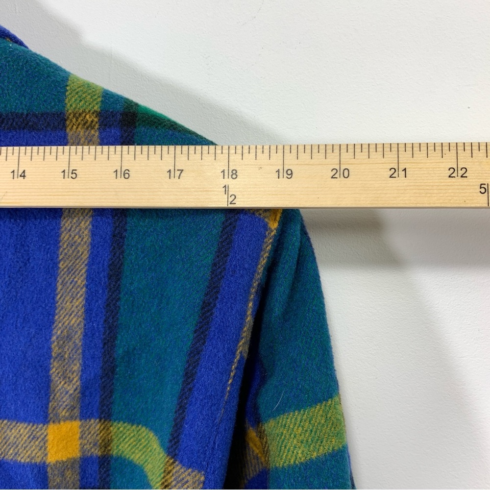 Vintage Plaid Blazer - Picture 11 of 11
